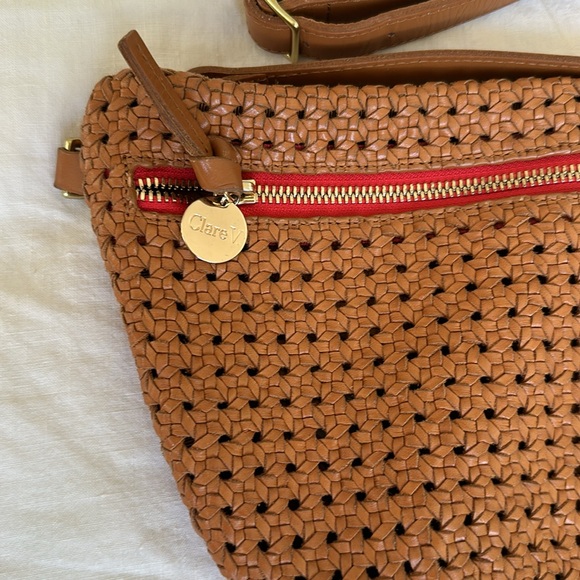 Clare V. Grande Fanny Tan Rattan Leather with Red Zipper - Picture 8 of 12